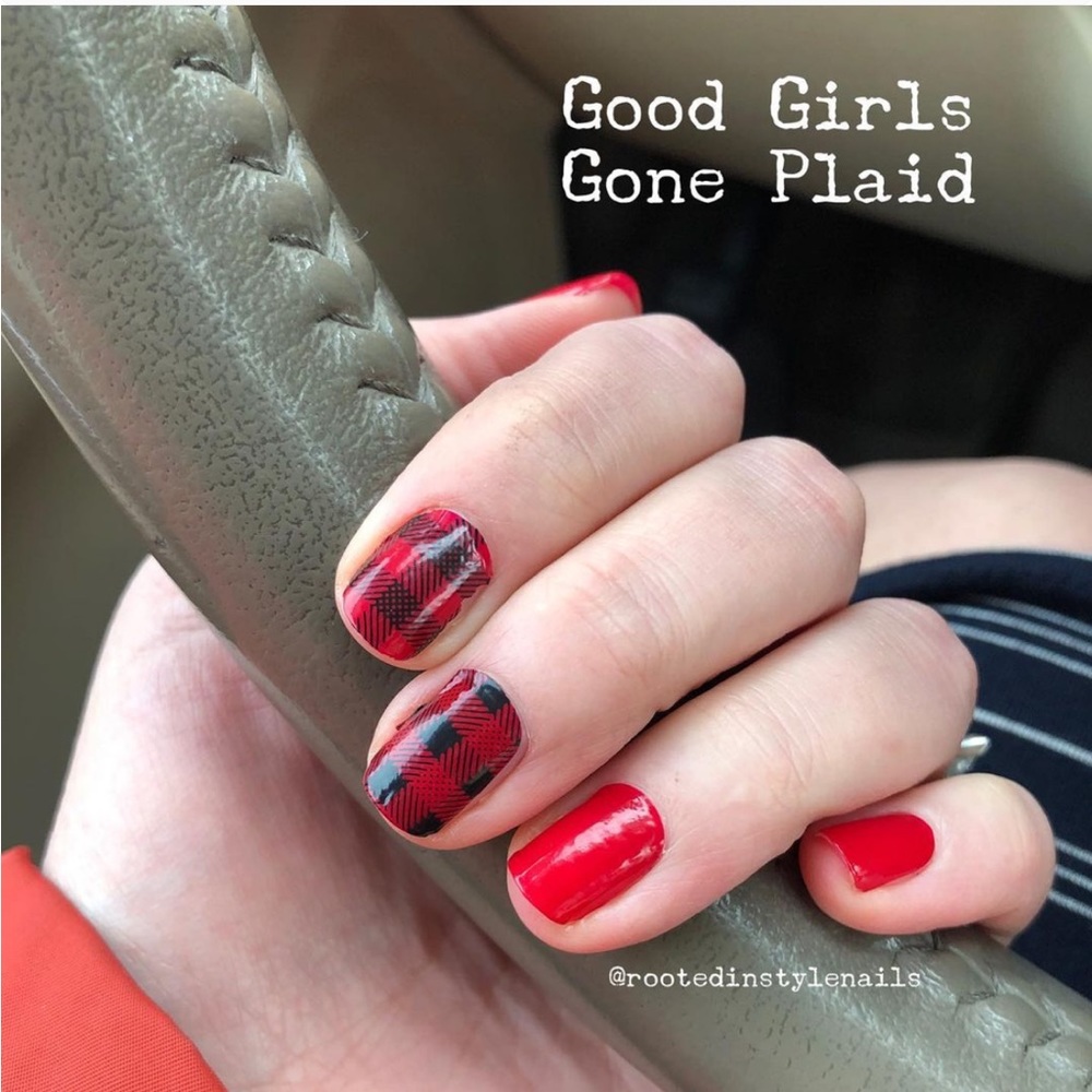*Retired* Color Street: Good Girls Gone Plaid | Red Black Buffalo Check Fall - Picture 5 of 10